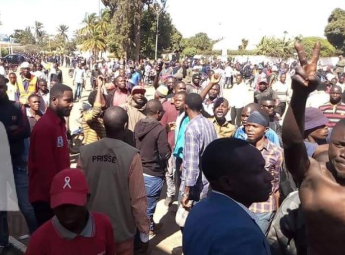 Lubumbashi : Gaz lacrymogène pour disperser les militants de l’UDPS devant le siège du PPRD