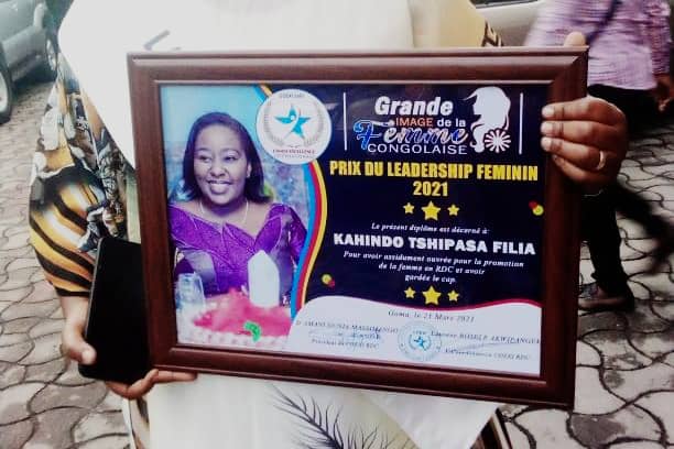 Prix d’excellence coexi : Filia Tshipasa dédie son prix à toutes les femmes de Beni victimes des atrocités.