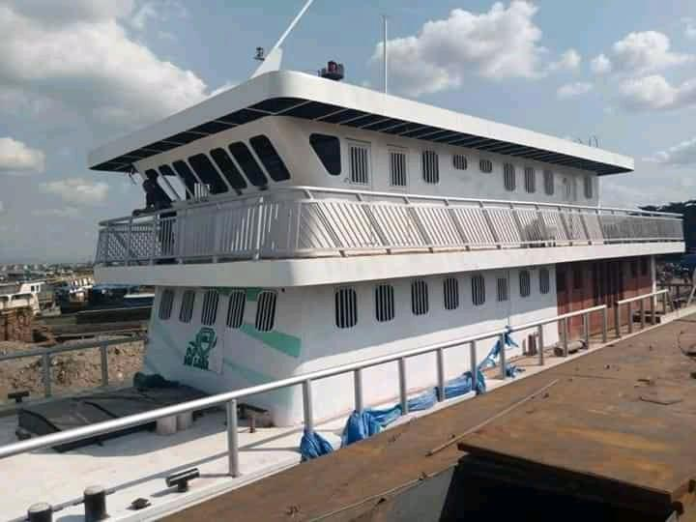 Tshopo : inauguration du bateau MB/Ville de Kisangani.