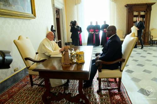 Pape François aux Congolais et Sud-Soudanais: «Je porte en moi, dans la prière, les souffrances que vous éprouvez depuis trop longtemps »